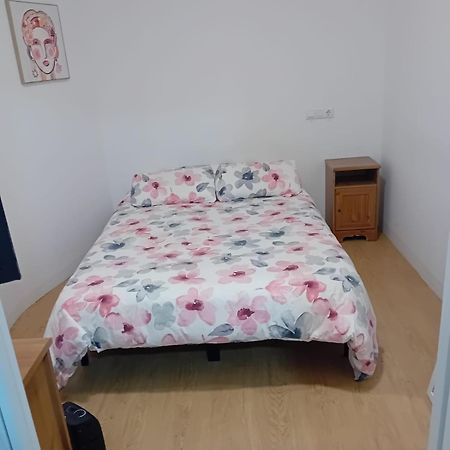 Апартаменти Alquilo Mini Departamento Сан-Бой-да-Любрагат Екстер'єр фото